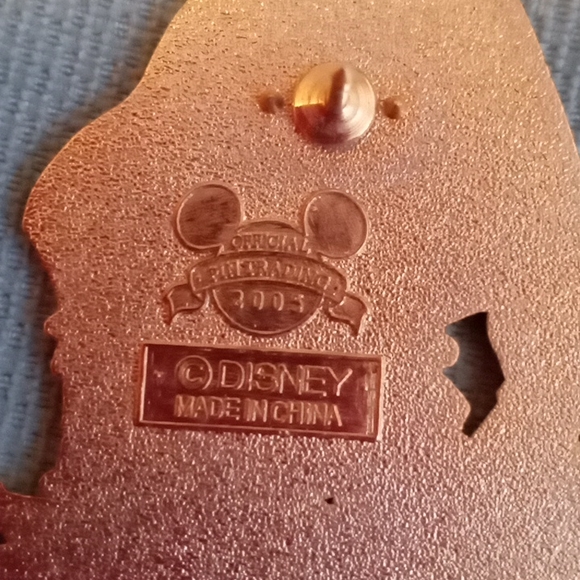 DISNEY AMERICAN PRIDE FIFE AND DRUM MICKEY PIN - Picture 2 of 4